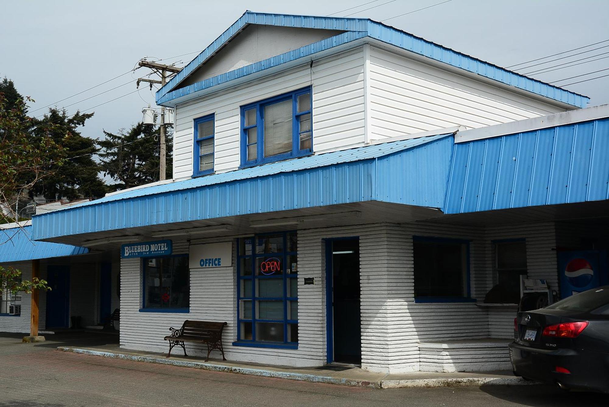 Bluebird Motel Port Alberni Extérieur photo